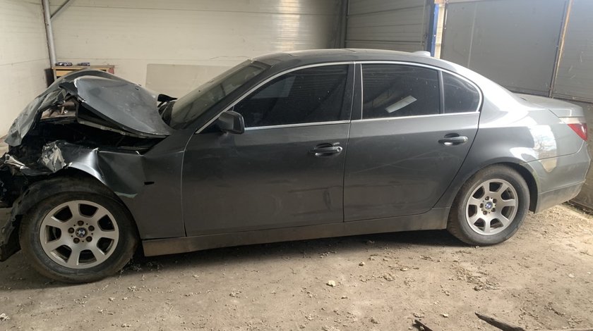 Dezmembrez BMW e60 525d
