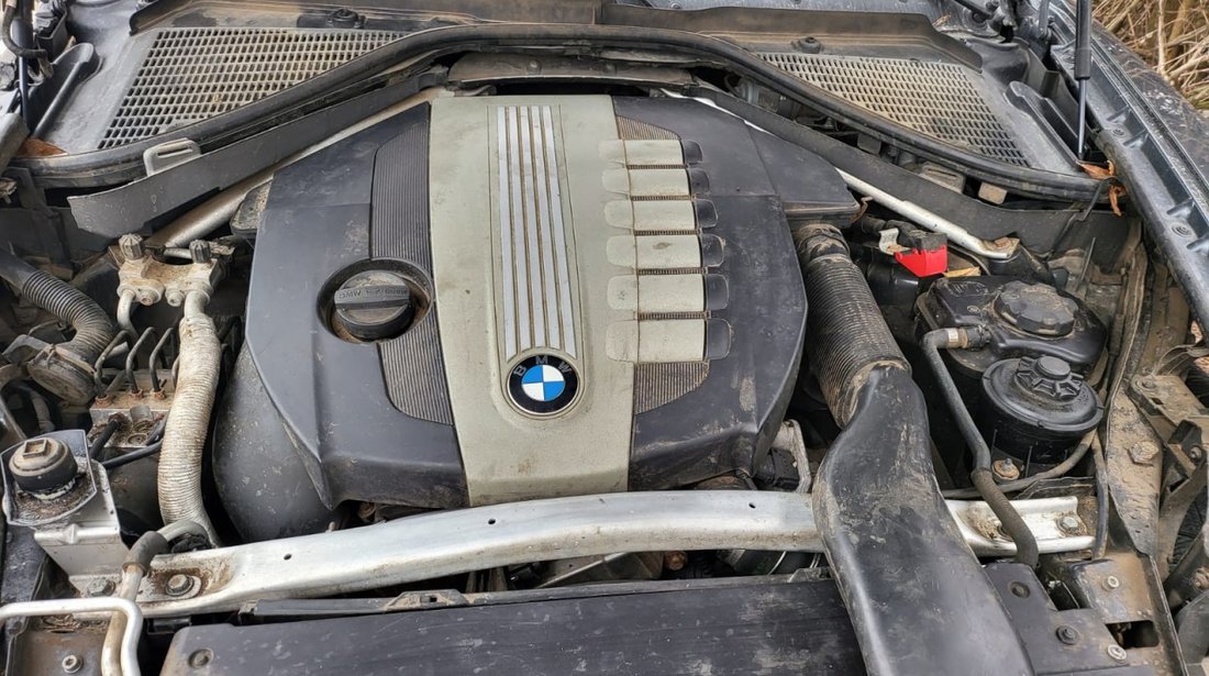 Dezmembrez BMW E70 X5 3.5xd M57N D5 2011; SUV
