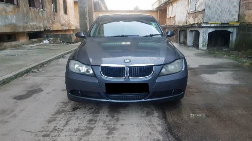 Dezmembrez BMW E90 320d 2006; Sedan