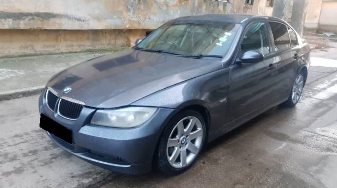 Dezmembrez BMW E90 320d 2006; Sedan