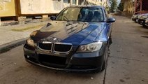 Dezmembrez BMW E90 320d M47D20  2006