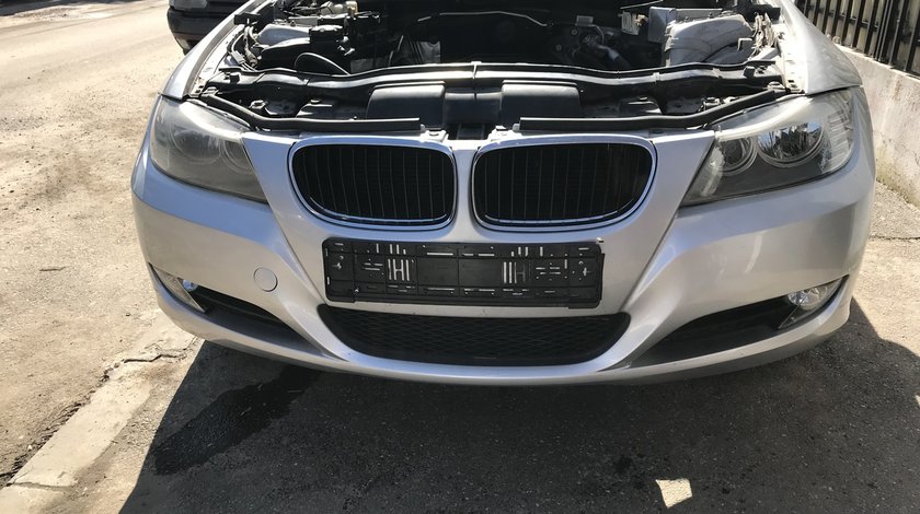 Dezmembrez Bmw e90 Benzina Lci (Facelift) Culoare - Titansilber Metallic - 354