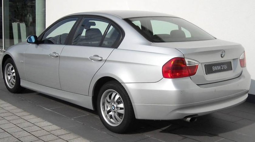 Dezmembrez Bmw E90 E91 motor 2.0 benzina