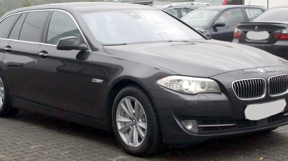 Dezmembrez BMW F10 2.0D, an 2012 combi