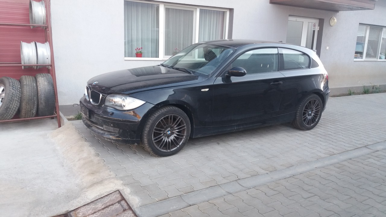 Dezmembrez BMW Seria 1 E81 E87, 2.0 dies