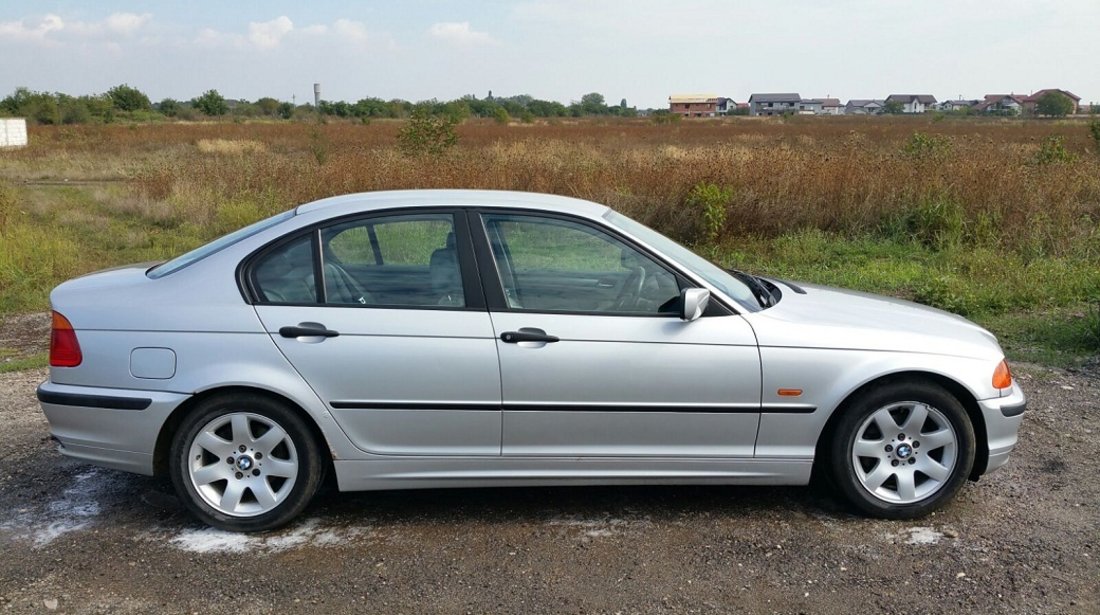 Dezmembrez bmw seria 3,e46,318i,an 2000,xenon,interior piele,senzori parcare,spalatori faruri,jenti