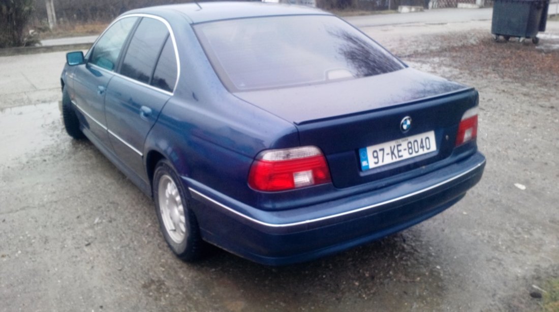 DEZMEMBREZ BMW SERIA 5 E39 2.3 523i FAB. 1998