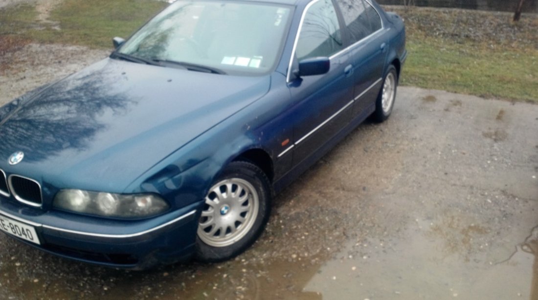 DEZMEMBREZ BMW SERIA 5 E39 2.3 523i FAB. 1998