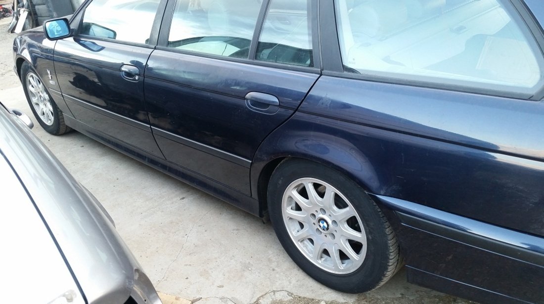 Dezmembrez bmw seria 5 e39,530d,automat,touring,PARC DEZMEMBRARI-PIESE BMW E39 TOATE MODELELE