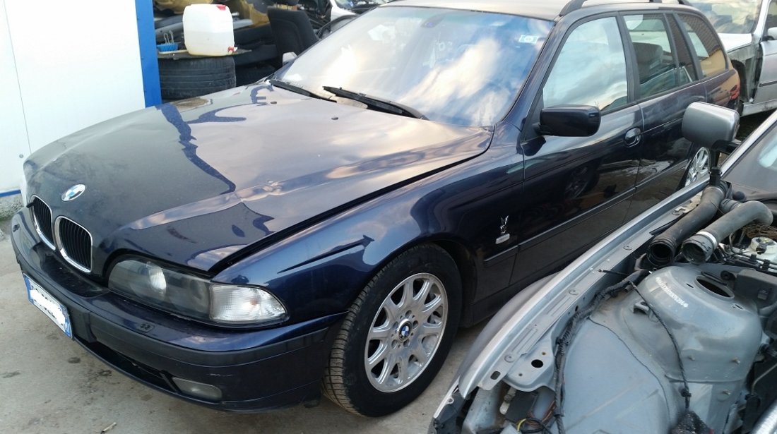 Dezmembrez bmw seria 5 e39,530d,automat,touring,PARC DEZMEMBRARI-PIESE BMW E39 TOATE MODELELE