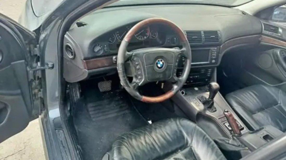 Dezmembrez BMW seria 5 E39