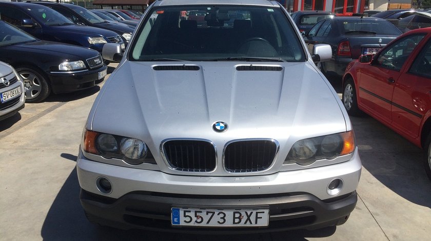 Dezmembrez BMW X5 E53 3,0 diesel 2003