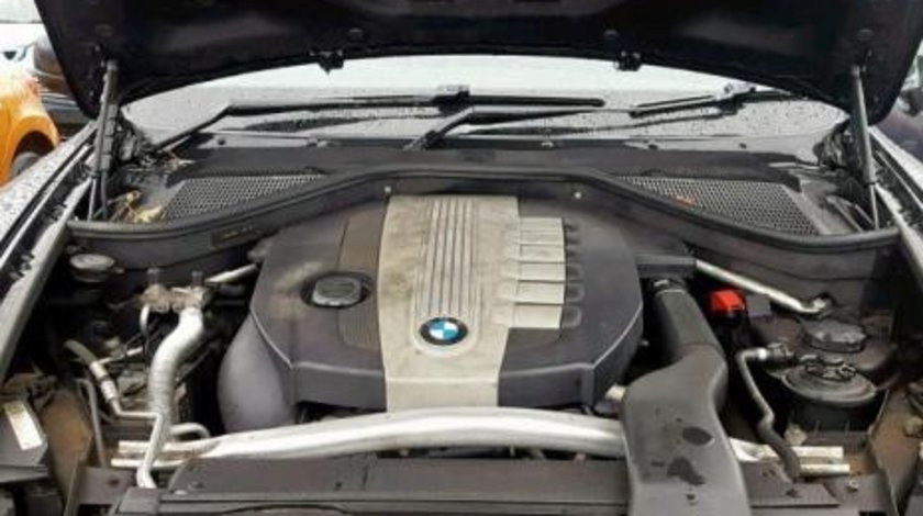 Dezmembrez Bmw X5 E70, 3.0diesel