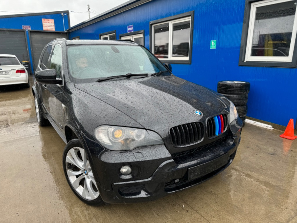 Dezmembrez Bmw X5 E70 M-Pack 3.0 d Bi-Turbo
