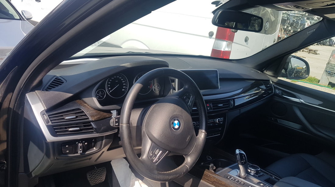 Dezmembrez BMW X5 F15 3.0 diesel din 2014