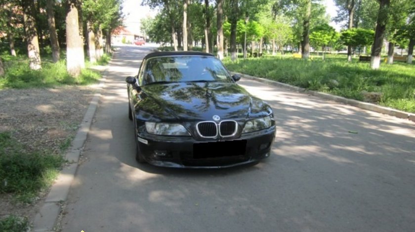 Dezmembrez BMW Z3