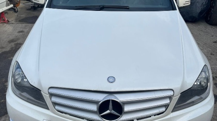 Dezmembrez C220 W204 FACELIFT