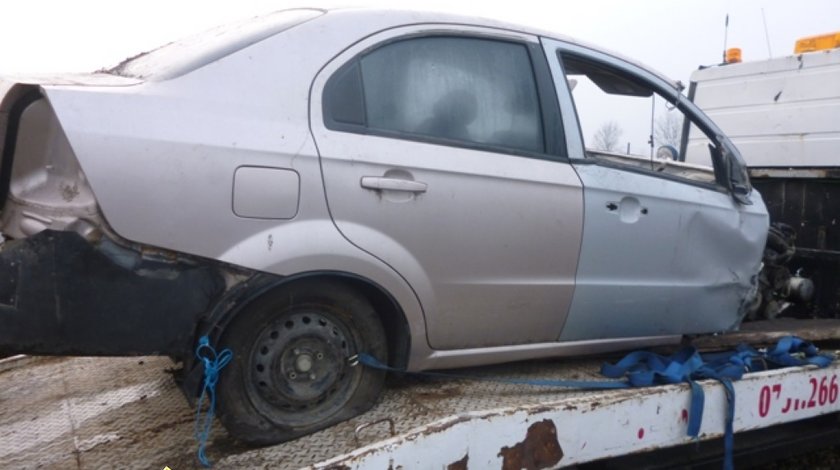 Dezmembrez Chevrolet Aveo