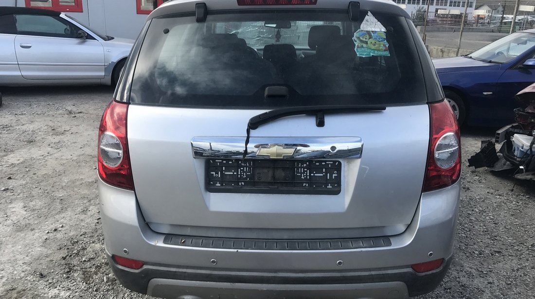 Dezmembrez Chevrolet Captiva 2,0 VCDI 16V 2007