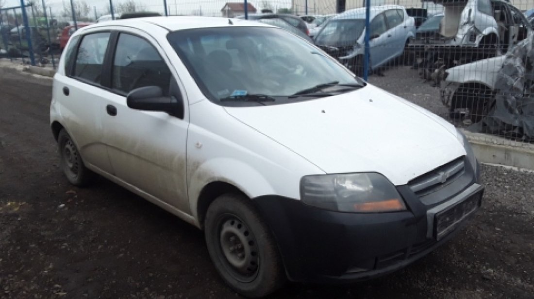 Dezmembrez Chevrolet Kalos, an 2006, motorizare 1.4 16V