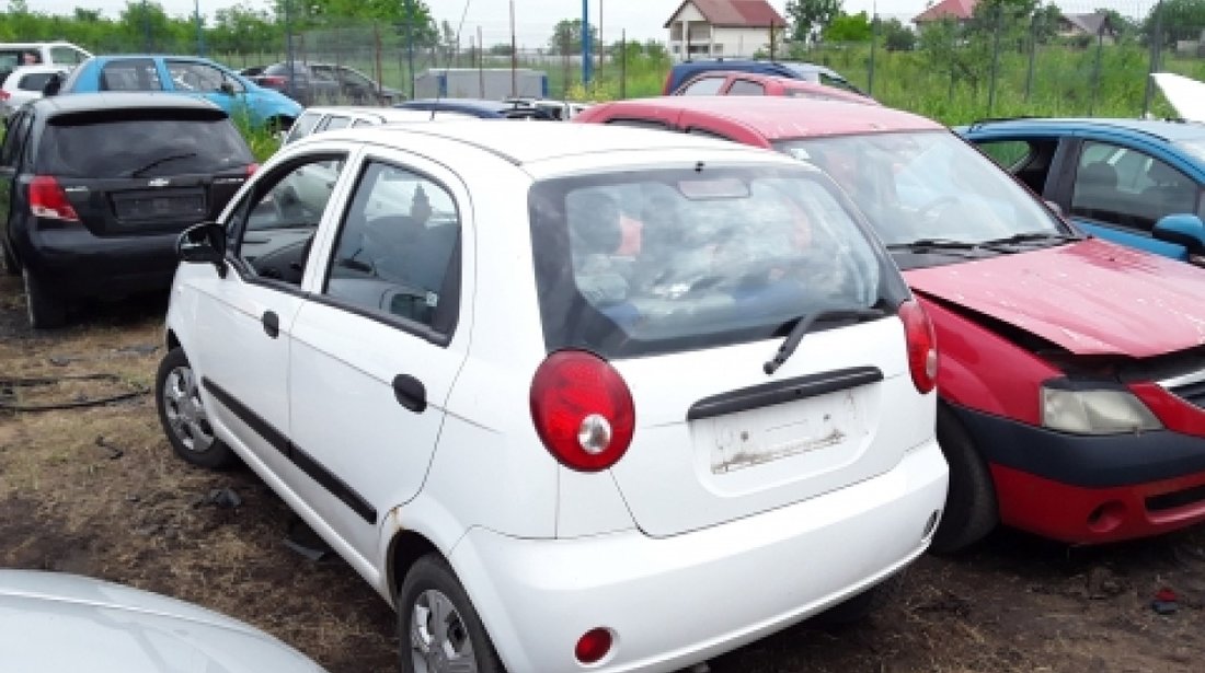 Dezmembrez Chevrolet Spark, an 2008, motorizare 0.8