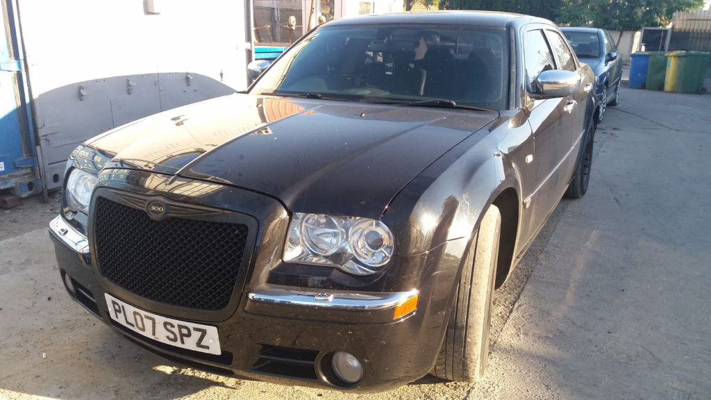 Dezmembrez Chrysler 300 C (LX) 2005 - 2010 3.0 V6 CRD EXL( CP: 211, KW: 155, CCM: 2987 ) Motorina