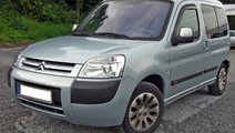 Dezmembrez Citroen Berlingo 1 6 Hdi 9hx 27000 Km D...