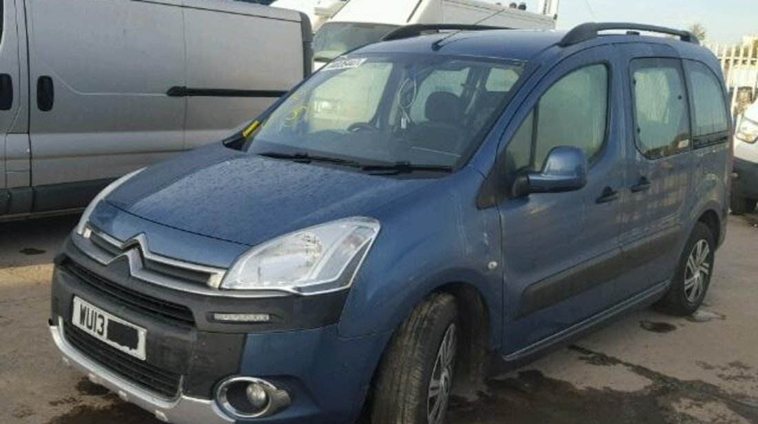 Dezmembrez Citroen Berlingo 1.6hdi 2013