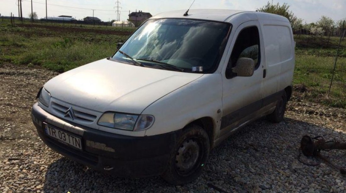 Dezmembrez Citroen Berlingo 1999 motor 1 9 Diesel