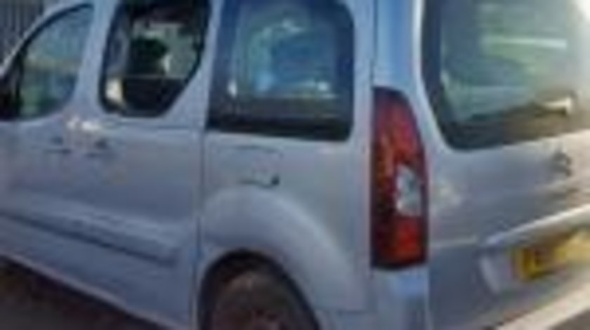 Dezmembrez Citroen Berlingo 2, 1.6 hdi