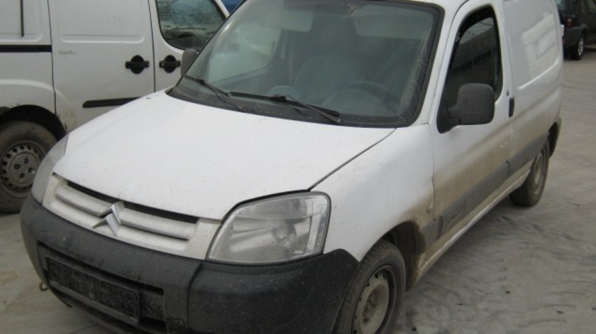 Dezmembrez Citroen Berlingo, an 2005,