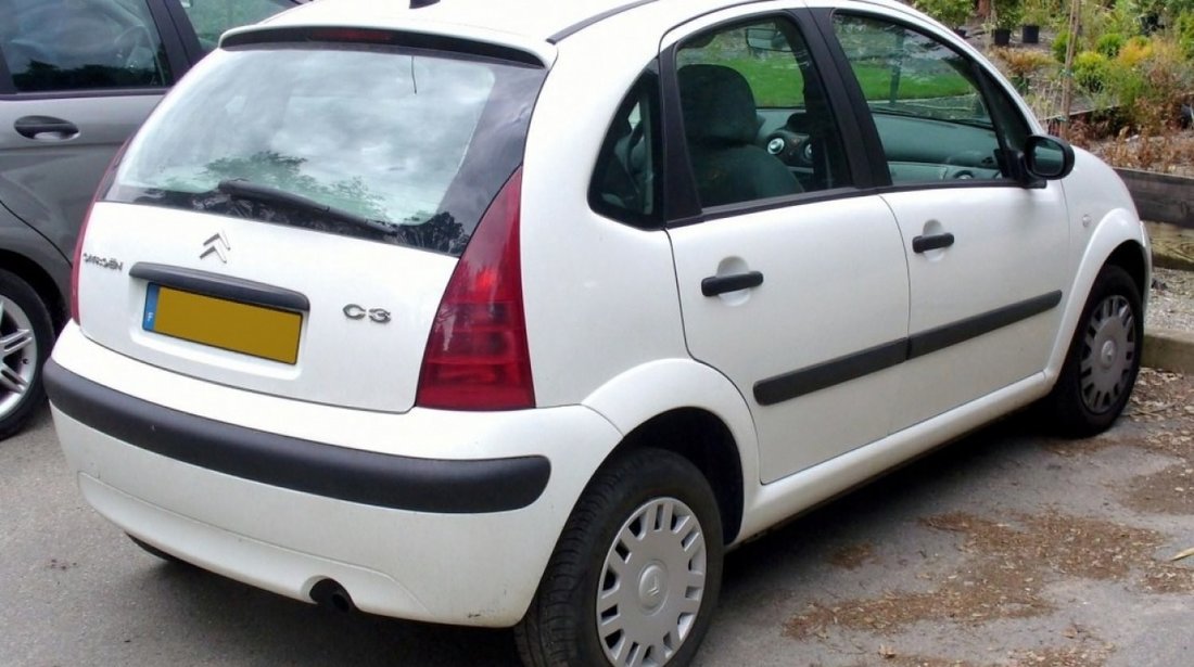 Dezmembrez Citroen C3 1 4 Hdi 68 De Cai Din 2007