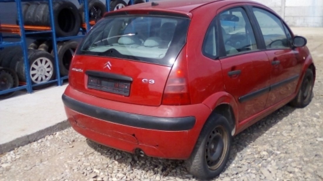 Dezmembrez Citroen C3 ,an 2004