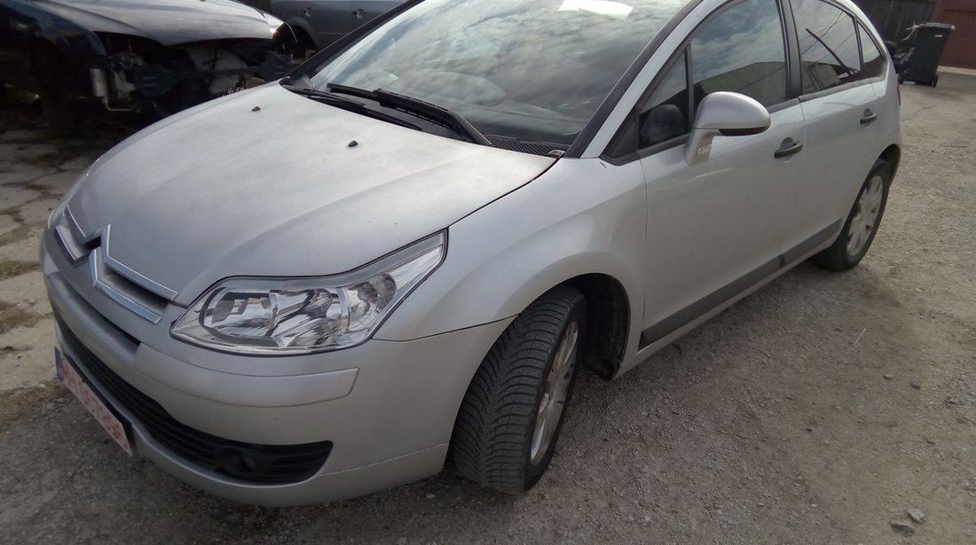 Dezmembrez citroen c4 1.6 hdi 9HY