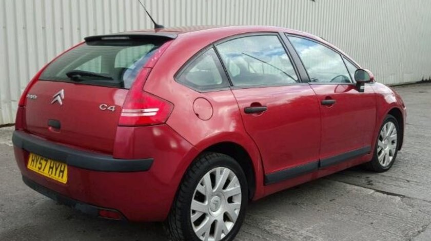 Dezmembrez Citroen C4, 1.6b