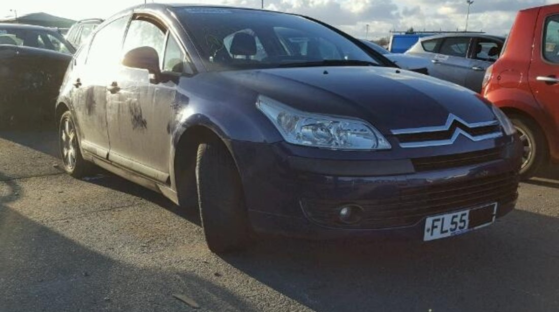 Dezmembrez CItroen C4 1.6hdi 2005