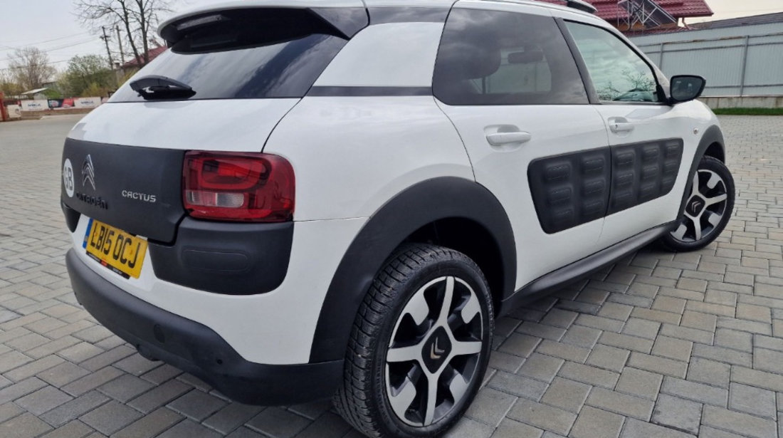 Dezmembrez Citroen C4 Cactus 1.6 BlueHDi 2014-2018