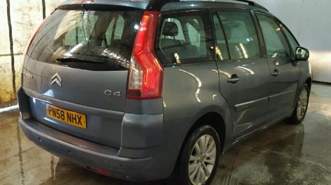 Dezmembrez Citroen C4 Grand Picasso 2008 1.6benz