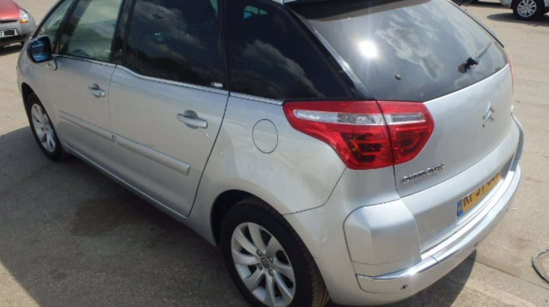 Dezmembrez citroen c4 picasso 1.6hdi