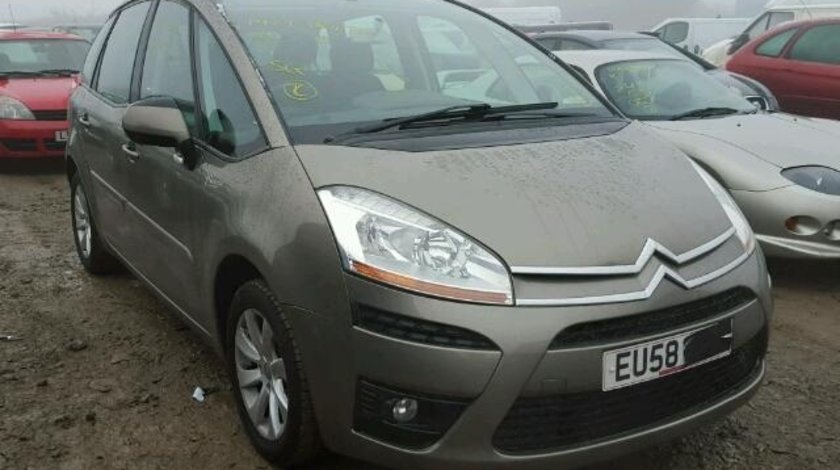 Dezmembrez Citroen C4 Picasso, 1.6hdi