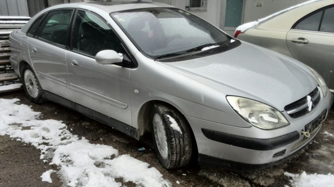 Dezmembrez Citroen C5 2.2 HDI 4HX Cutie Automata Xenon Trapa Senzori Parcare 98Kw 133Cai 2003