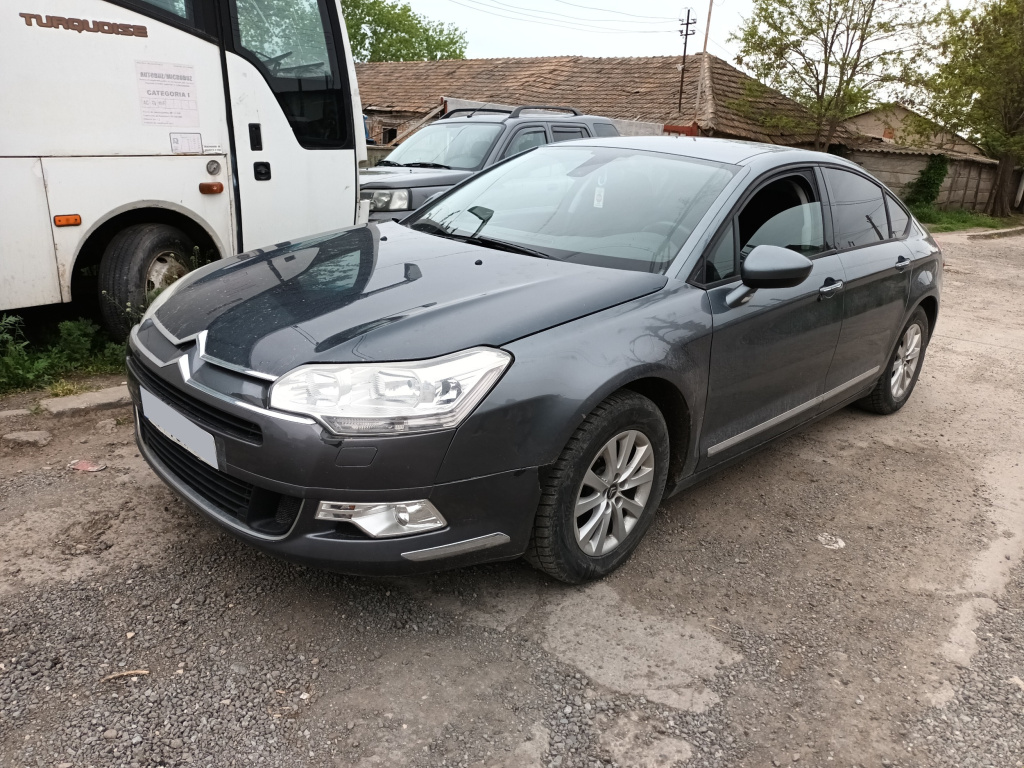 Dezmembrez Citroen C5 2 (RD, TD) 2008 - 2017 1.6 HDi 110 9HR (DV6C) ( CP: 112, KW: 82, CCM: 1560 ) Motorina