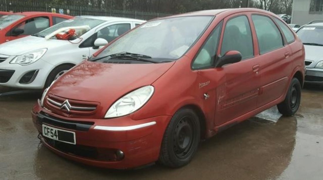 Dezmembrez Citroen Xsara Picasso, 1.6hdi