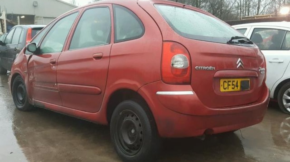 Dezmembrez Citroen Xsara Picasso, 1.6hdi