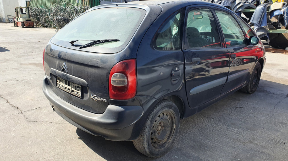 Dezmembrez Citroen XSARA PICASSO (N68) 1999 - Prezent 1.8 16V 6FZ (EW7J4) ( CP: 115, KW: 85, CCM: 1749 ) Benzina