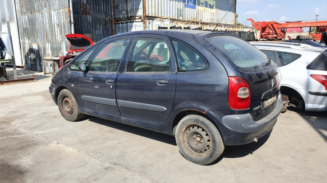 Dezmembrez Citroen XSARA PICASSO (N68) 1999 - Prezent 1.8 16V 6FZ (EW7J4) ( CP: 115, KW: 85, CCM: 1749 ) Benzina