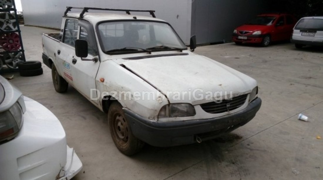 Dezmembrez Dacia 1310 , an 2001