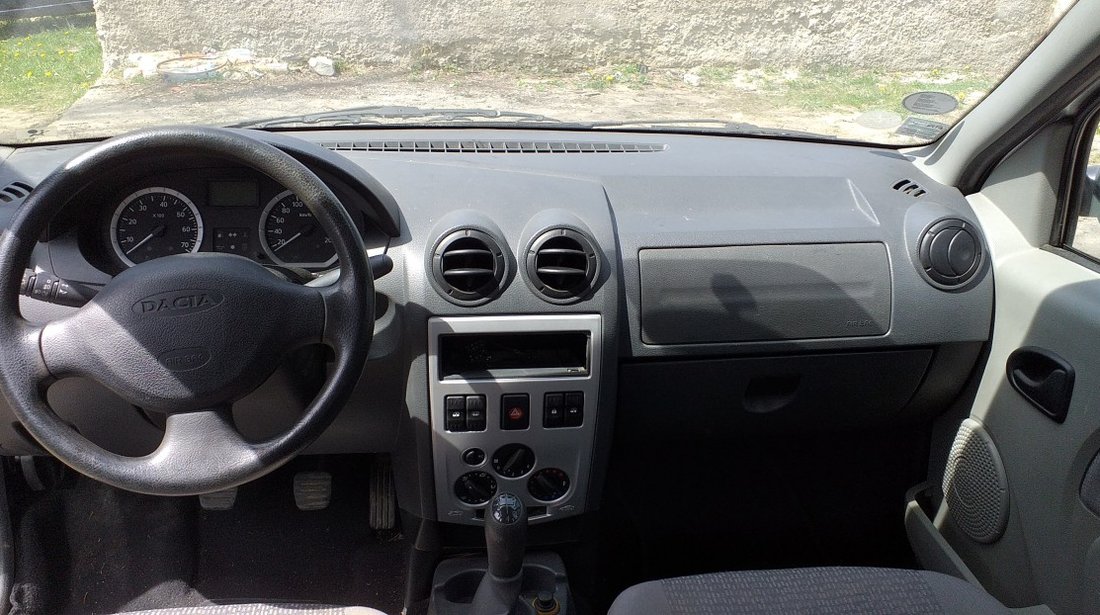 Dezmembrez Dacia Logan 1.6 Mpi 8 Valve Gri Metalizat (TED 69)