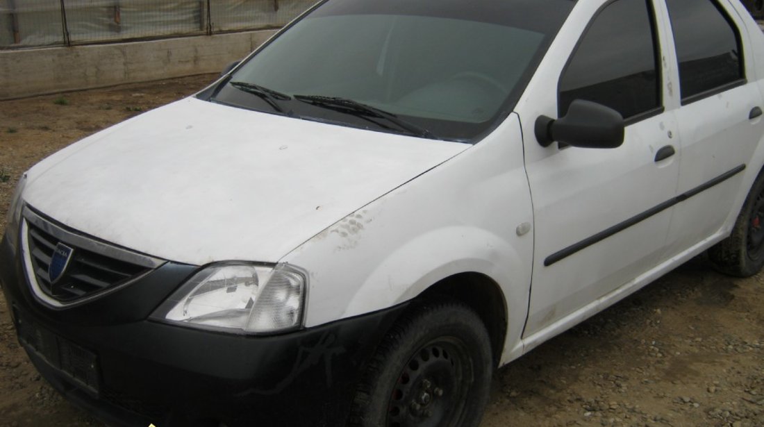 Dezmembrez dacia logan 2005