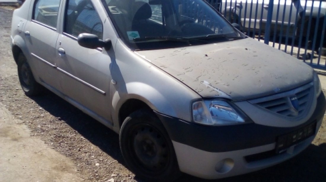 Dezmembrez Dacia Logan, an 2005, motorizare 1.4